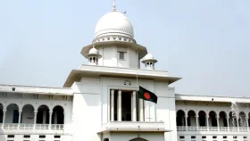 আদালতের স্থিতাবস্থা অমান্য, দুইজনকে জরিমানা করলেন বিচারক