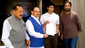 শনিবার দুপুর পর্যন্ত আল্টিমেটাম ককরোচ জনতা পার্টির
