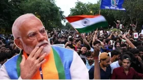 মোদি সরকারের নতুন চ্যালেঞ্জ 'ককরোচ জনতা পার্টি'