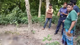 বাথরুমের স্ল্যাবের নিচে বস্তায় মিলল নারীর কঙ্কাল