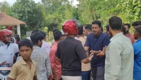 প্রেস পরিচয়পত্র দিয়েও রক্ষা হয়নি, লাঞ্ছিত সাংবাদিকরা