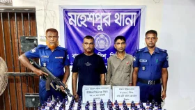 মহেশপুরে ১২৮ বোতল ভারতীয় এসকাফ সিরাপসহ গ্রেপ্তার ২