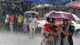 দুপুর ১টার মধ্যে ৯ জেলায় ঝড়ের পূর্বাভাস, সতর্কবার্তা!