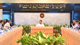 সরকার-ব্যবসায়ীদের সমন্বিত প্রচেষ্টায় অর্থনীতিতে ইতিবাচক পরিবর্তন সম্ভব : প্রধানমন্ত্রী