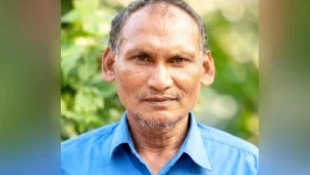 কারাগারে ছেলেকে দেখতে যাওয়ার পথে বাবার মৃত্যু