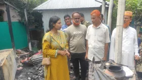 অগ্নিকাণ্ডে কৃষকের বসতঘর পুড়ে ছাই
