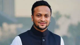 শেখ হাসিনার সঙ্গে দেশে ফিরতে চান সাকিব