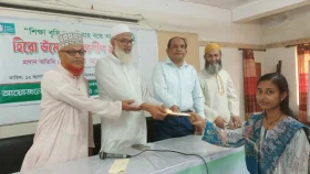 হিরো উমেন স্কলারশিপ পেলো ৪২ শিক্ষার্থী