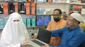 এসএসসিতে উপজেলায় সেরা মাধুর্য পেলো ল্যাপটপ