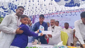 সোনারগাঁয়ে মেধাবী শিক্ষার্থী ও শ্রেষ্ঠ শিক্ষকদের সংবর্ধনা