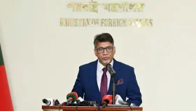 প্রধানমন্ত্রীর ভারত সফরের আগে অনুকূল পরিবেশ চায় বাংলাদেশ