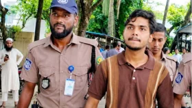 &lsquo;আপা, কোনো চিন্তা করবেন না&rsquo; বলা প্রত্যয় সন্ত্রাসবিরোধী মামলায় গ্রেপ্তার