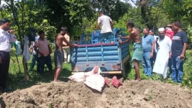 জামালপুরে ঘোড়ার মাংস উদ্ধার, আটক পাঁচ