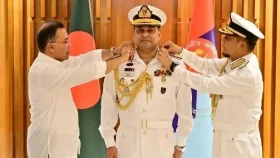 অ্যাডমিরাল পদে পদোন্নতি পেলেন নৌবাহিনী প্রধান খোন্দকার মিসবাহ