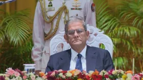 রাষ্ট্রপতি বঙ্গভবনে উঠবেন আজ