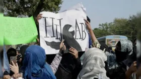 হিজাব পরার অনুমতির আবেদন নাকচ করে দিলো আদালত