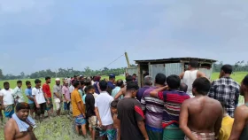 মাদারগঞ্জে সেচঘর থেকে কিশোরীর মরদেহ উদ্ধার