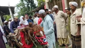 চার দশক মুয়াজ্জিনের দায়িত্ব, ঘোড়ার গাড়িতে বিদায়