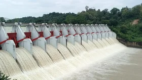 কাপ্তাই হ্রদের পানি বিপৎসীমায়, রাতে খুলছে ১৬ জলকপাট