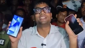 যুবদল নেতা নয়নের দুই ফোনেই এখন চার্জ থাকে?