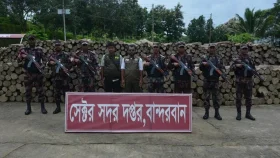 বান্দরবানে ৫৯ লাখ টাকার সেগুন কাঠ উদ্ধার