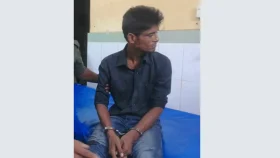 হাসপাতালে দালালের হামলায় ৩ আনসার আহত, আটক ১