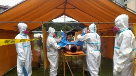 রাসায়নিক দুর্ঘটনা মোকাবিলায় হাসপাতালকর্মীদের প্রশিক্ষণ