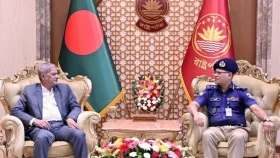 আইনশৃঙ্খলা রক্ষায় পুলিশকে কঠোর হওয়ার নির্দেশ রাষ্ট্রপতির