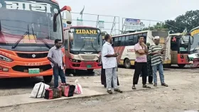 জামালপুর-ঢাকা সড়কে বাস চলাচল বন্ধ