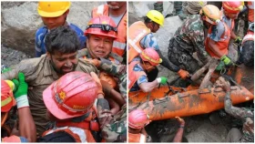 ৯ দিন পর সুড়ঙ্গ থেকে ২ শ্রমিককে জীবিত উদ্ধার