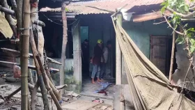 নরসিংদীতে ছেলের হাতে বাবা খুন