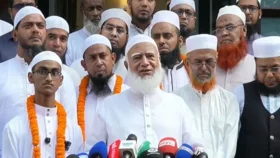মাদ্রাসার ছাত্রদের ঠোঁটে সিগারেট দেখবেন না: জামায়াত আমির