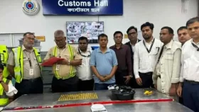 ১৪ কেজি স্বর্ণ উদ্ধার, বিমানের টেকনিক্যাল হেলপার আটক