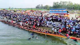 একই ঘাটে বিএনপি-জামায়াতের নৌকাবাইচ, ১৪৪ ধারা