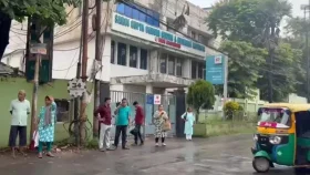 আবাসন সংকটে কলকাতায় দিশেহারা বাংলাদেশি রোগীরা