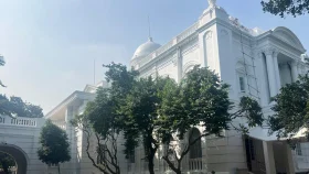 ট্রাইব্যুনালের হাজতখানায় কেক কাটার ঘটনায় শোকজ ৩