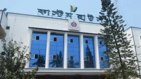 নিলামে পণ্য বিক্রি করে প্রায় ৬০০ কোটি টাকা আয় চট্টগ্রাম কাস্টমসের