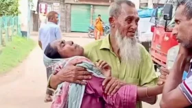 সড়ক দুর্ঘটনায় মায়ের পর চিকিৎসাধীন মেয়েরও মৃত্যু