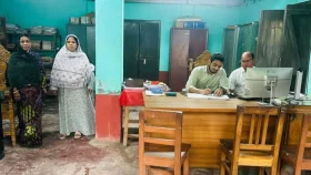 কর্মস্থলে অনুপস্থিত, বরিশালে দুই ভূমি কর্মচারী স্ট্যান্ড রিলিজ