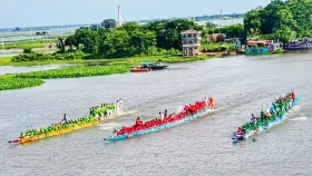 তিতাস নদীতে দুই বছর পর নৌকা বাইচ, উচ্ছ্বসিত লাখো মানুষ