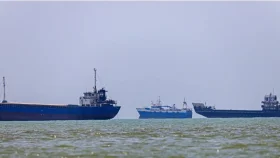 হরমুজে বাণিজ্যিক জাহাজে প্রাণঘাতী হামলা, যুক্তরাষ্ট্রকে দায়ী করলো ইরান