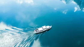 জাভা সাগরে ২৪০ যাত্রী নিয়ে ইন্দোনেশীয় জাহাজ নিখোঁজ