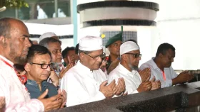 সিলেটে শাহজালাল-শাহপরাণের মাজার জিয়ারত করলেন রাষ্ট্রপতি
