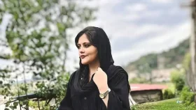 মাহসা আমিনির মৃত্যুবার্ষিকীতে তেহরানের কাছে আইআরজিসির সামরিক মহড়া