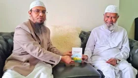 জাকির নায়েকের সঙ্গে আহমাদুল্লাহর সাক্ষাৎ