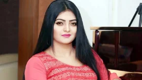 বাবাকে হারালেন সংগীতশিল্পী সালমা