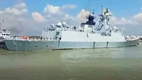 চট্টগ্রাম বন্দরে চীনের তিন যুদ্ধজাহাজ