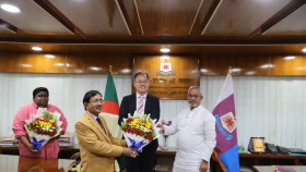চীনা দূতাবাসের প্রতিনিধিদলের মাভাবিপ্রবি পরিদর্শন
