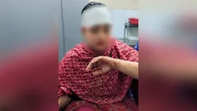 ইভটিজিংয়ের প্রতিবাদ করায় তরুণীর মাথায় ইটের আঘাত