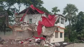 সাভারে অনুমোদনহীন আবাসন প্রকল্পে উচ্ছেদ অভিযান রাজউকের